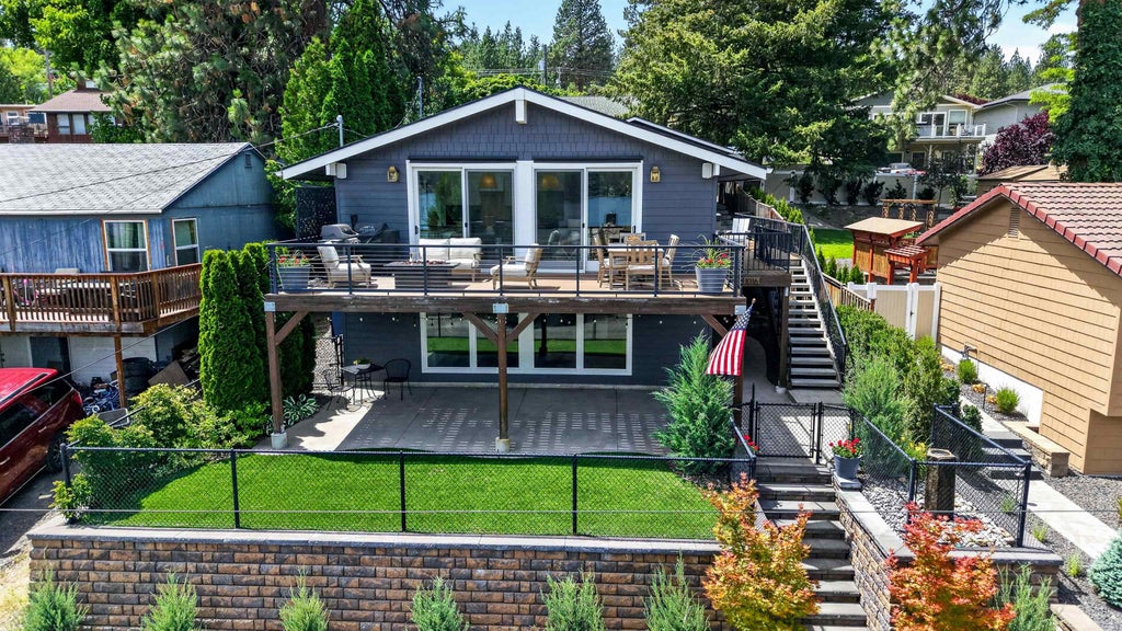 Photo of 1016 S Liberty Dr, Liberty Lake, WA 99019 (MLS # 202619788)