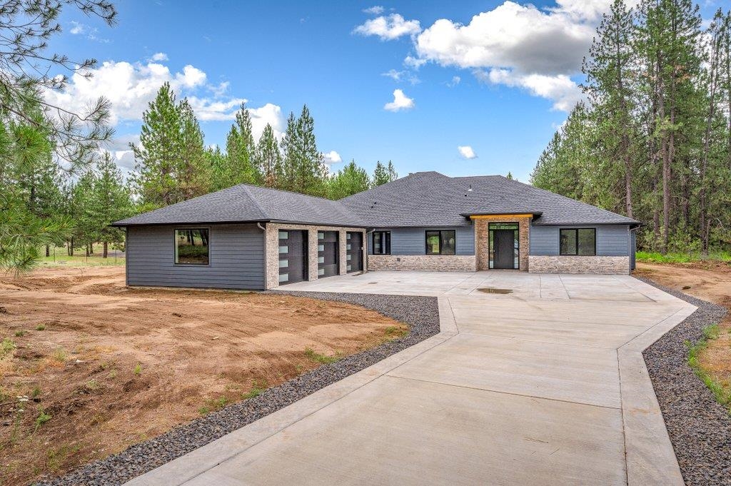 Photo 1 of 47 — 1015 W Montgomery Rd, Deer Park, WA 99006