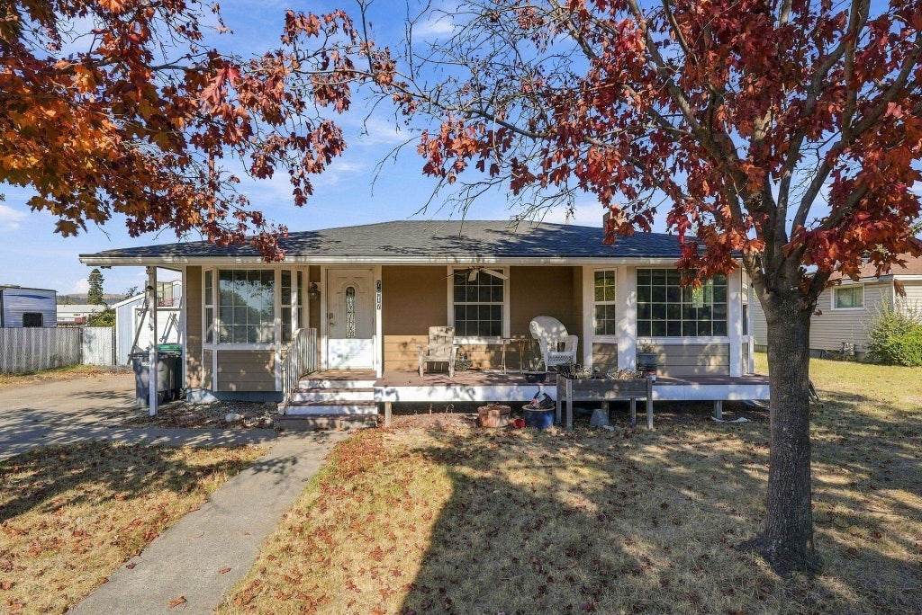 Photo of 7917 E Knox Ave, Spokane Valley, WA 99212 (MLS # 202625891)