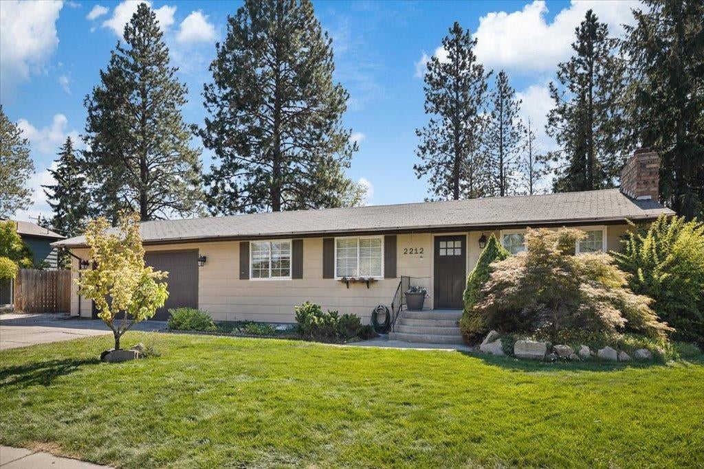 Photo of 2212 E 63rd Ave, Spokane, WA 99223 (MLS # 202623582)
