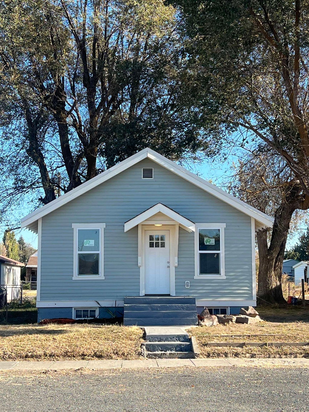 Photo of 410 E Alder Ave, Ritzville, WA 99169 (MLS # 202625837)