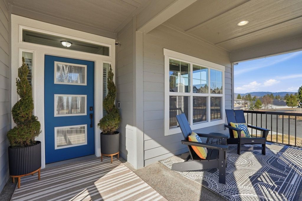 Photo of 9111 N Rosebury Ln, Spokane, WA 99208 (MLS # 202615861)