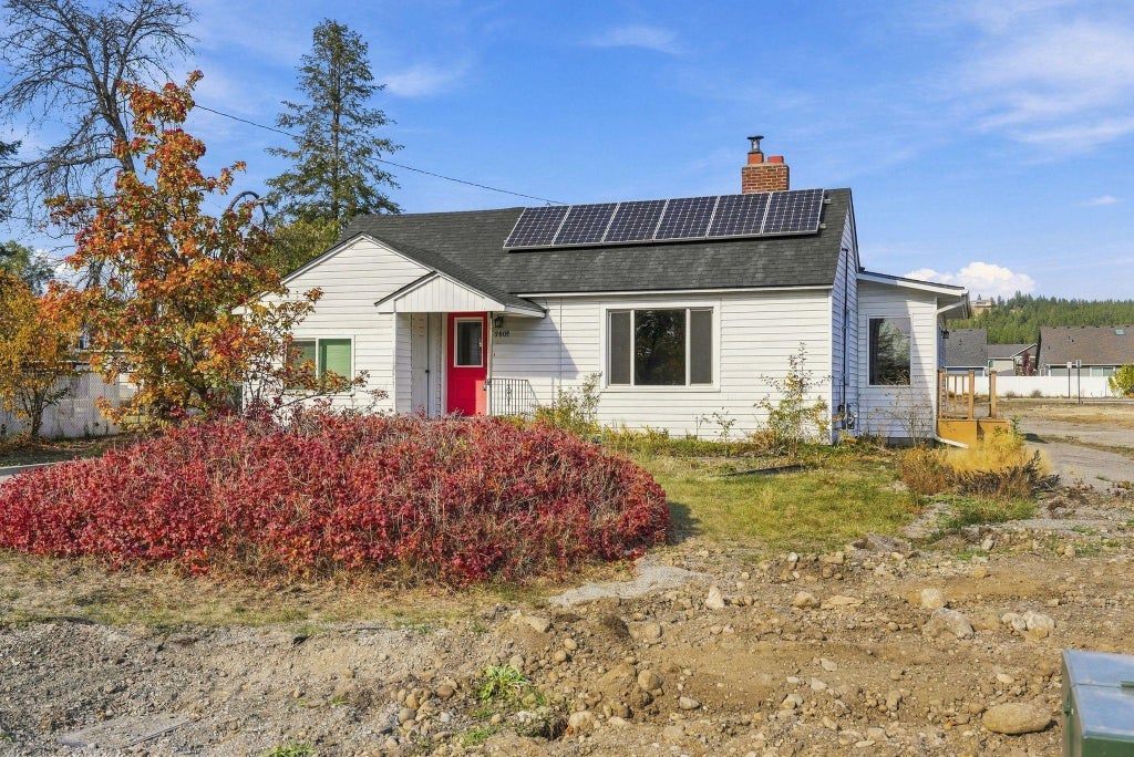 Photo of 9809 E Upriver Dr, Spokane, WA 99206 (MLS # 202626106)