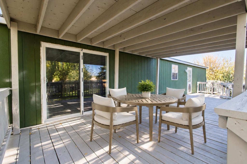Photo of 1813 S Lyons Rd, Airway Heights, WA 99001 (MLS # 202625901)