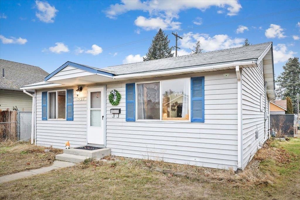 Photo of 4723 N Post St, Spokane, WA 99205 (MLS # 202611920)