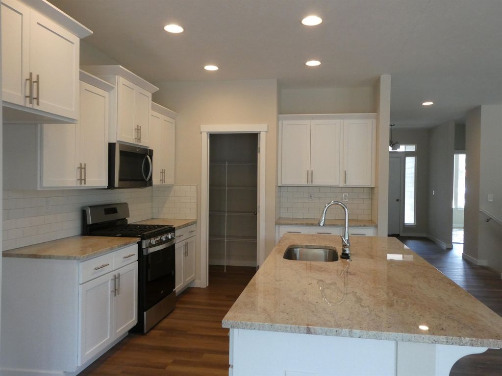 Photo of 3223 S Custer Ln, Spokane, WA 99223 (MLS # 202615977)