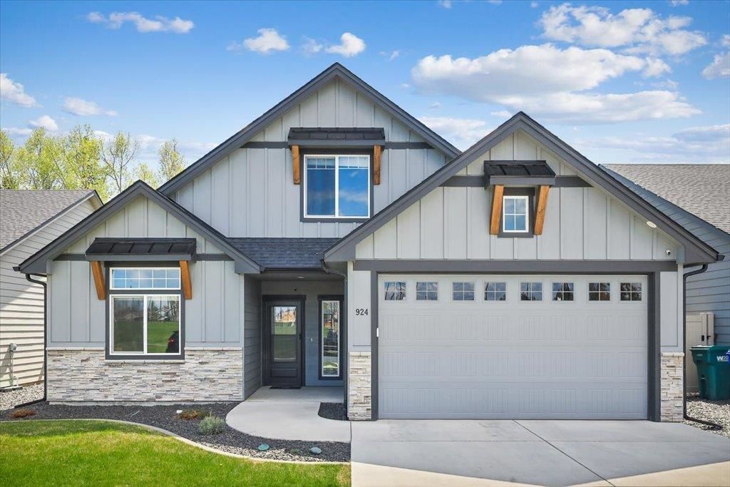 Photo of 924 E Handy Rd, Colbert, WA 99005 (MLS # 202616526)