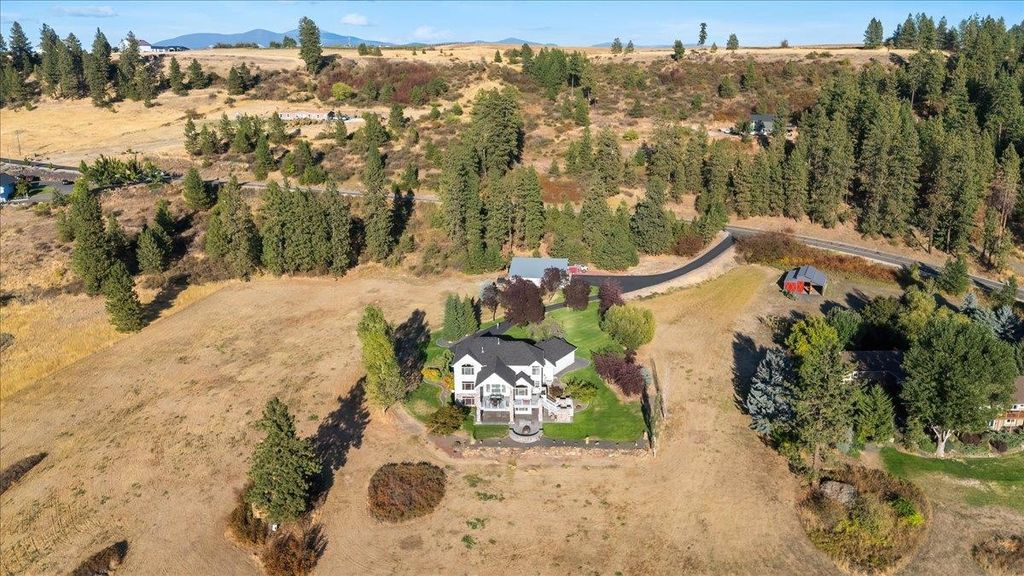 Photo of 16815 N Greenbluff Rd, Colbert, WA 99005 (MLS # 202615890)