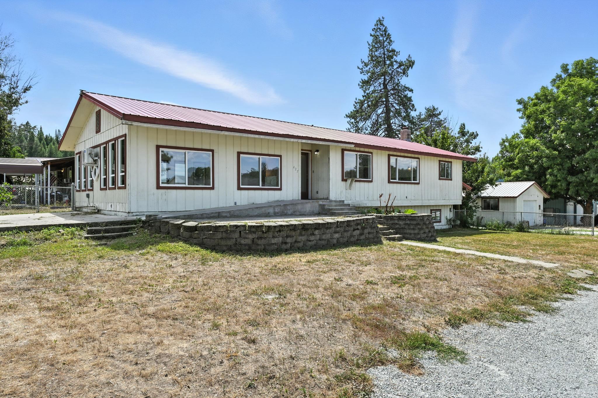 Photo 1 of 30 — 427 W 7th St, Newport, WA 99156