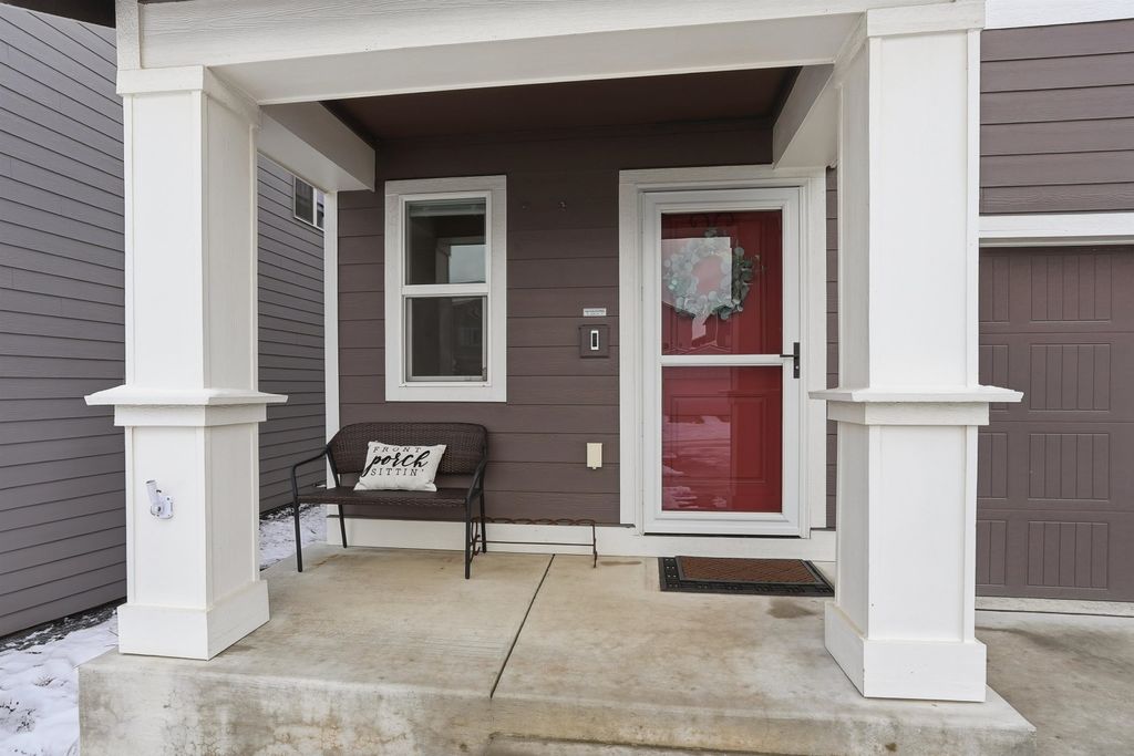 Photo of 4444 W Brookfield Ave, Spokane, WA 99208 (MLS # 202610846)