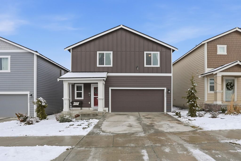 Photo of 4444 W Brookfield Ave, Spokane, WA 99208 (MLS # 202610846)