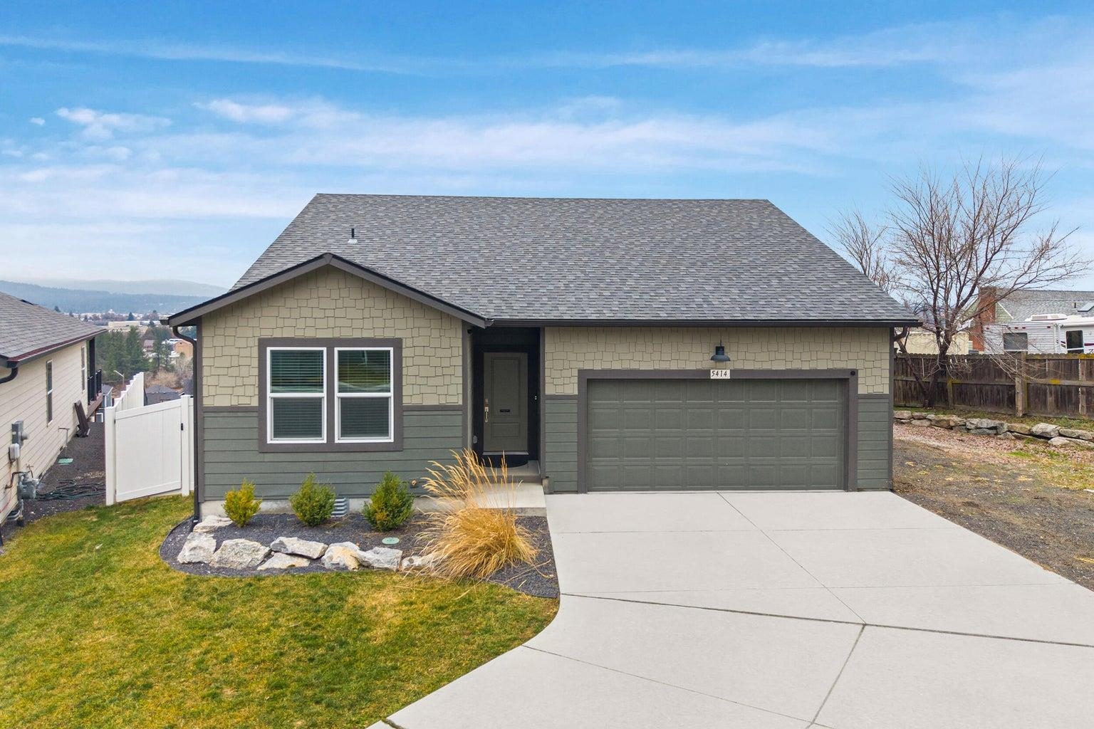 Photo 1 of 35 — 5414 E Bridgeport Ct, Spokane, WA 99217