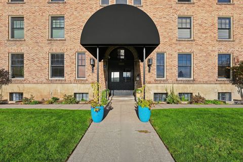 Photo of 852 N Summit Blvd, Spokane, WA 99201 (MLS # 202525947)