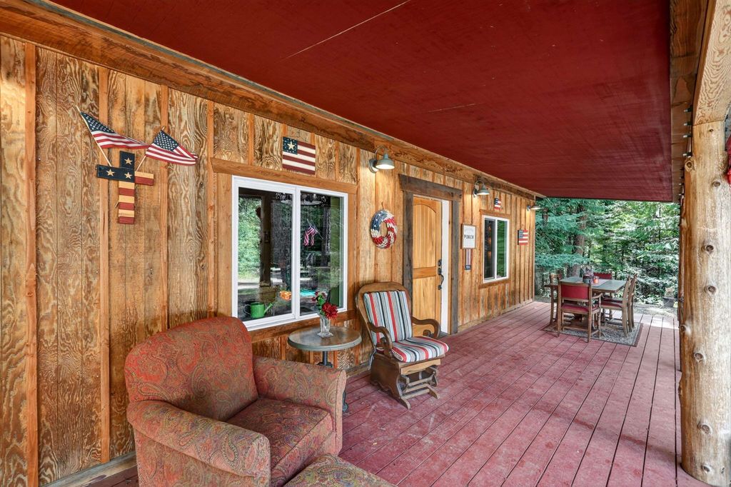 Photo of 1082 Balcom Rd, Newport, WA 99156 (MLS # 202616486)