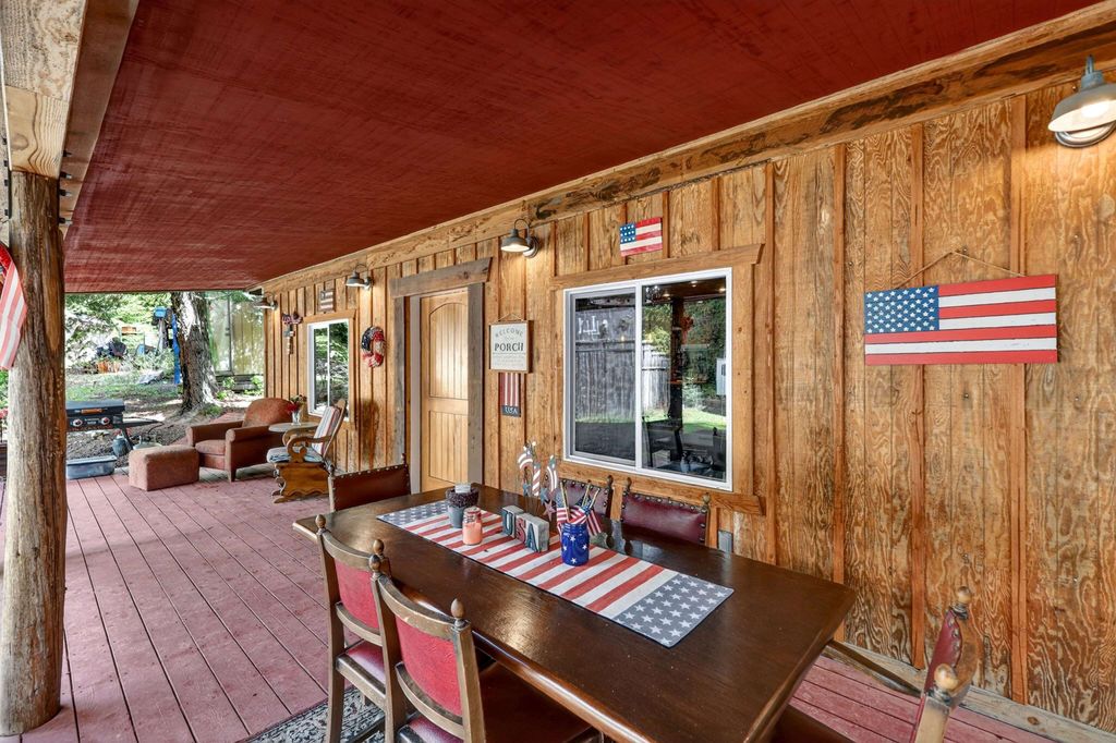 Photo of 1082 Balcom Rd, Newport, WA 99156 (MLS # 202616486)