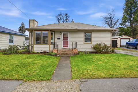 Photo of 4710 W. PRINCETON Pl, Spokane, WA 99205 (MLS # 202527630)