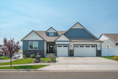 Photo of 19610 E Ellie Mae Ave, Greenacres, WA 99016 (MLS # 202623151)