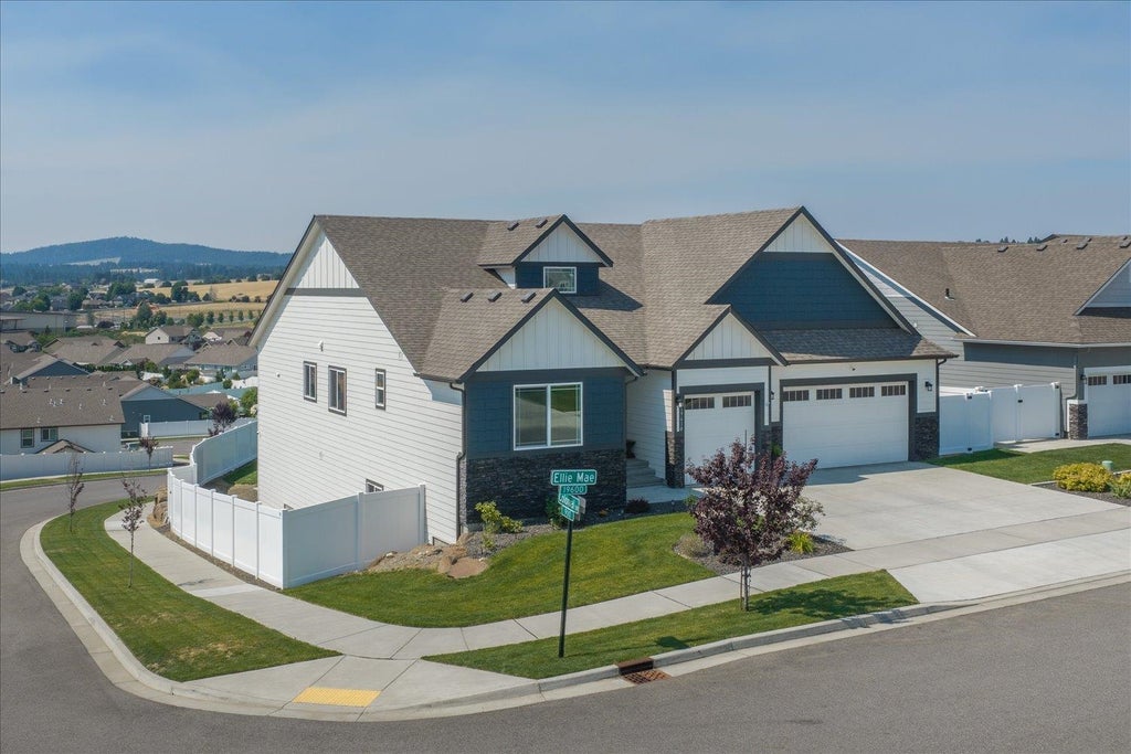 Photo of 19610 E Ellie Mae Ave, Greenacres, WA 99016 (MLS # 202623151)