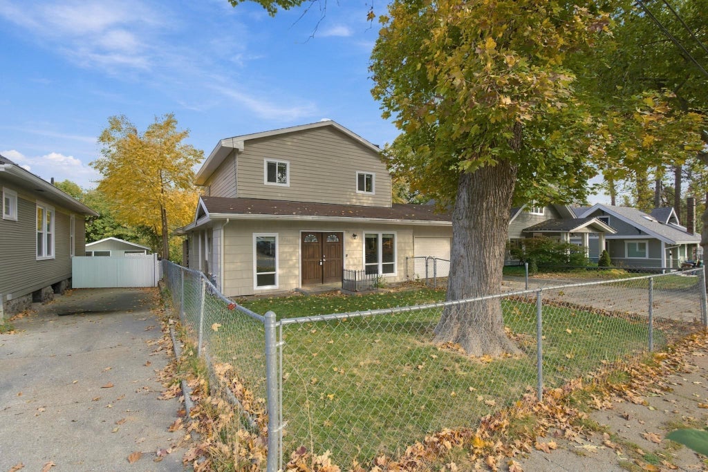 Photo of 1311 E 13th Ave, Spokane, WA 99202 (MLS # 202626118)