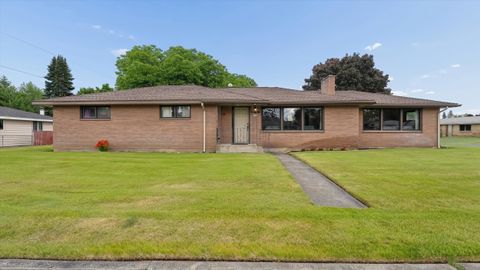 Photo of 1408 N Laura Rd, Spokane, WA 99212 (MLS # 202619227)