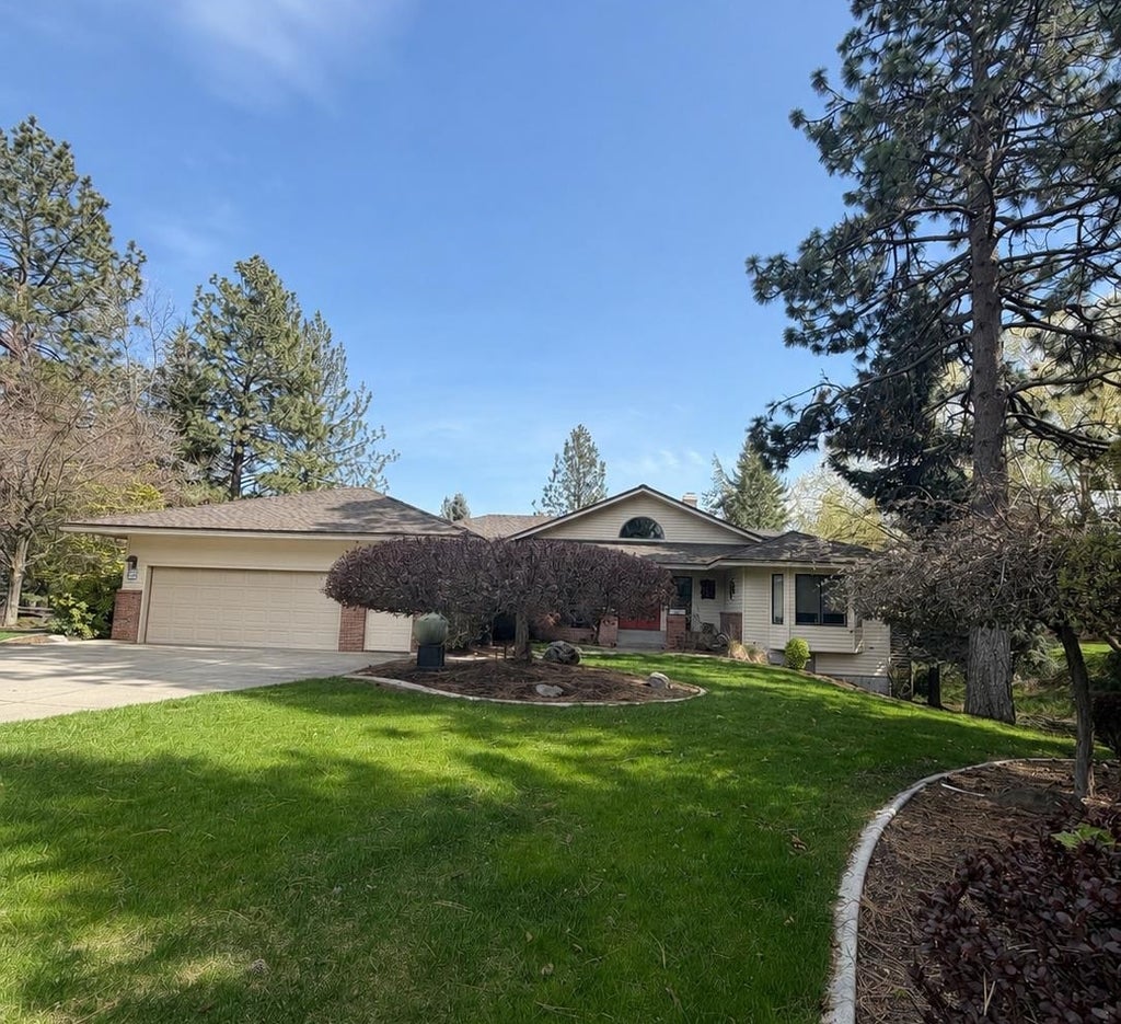 Photo of 4602 S Progress Ct, Veradale, WA 99037 (MLS # 202619239)