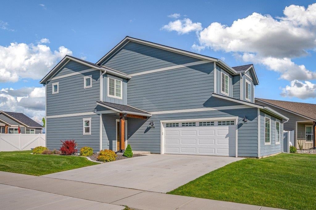 Photo of 8386 W Splitrail Ave, Rathdrum, ID 83858 (MLS # 202618126)