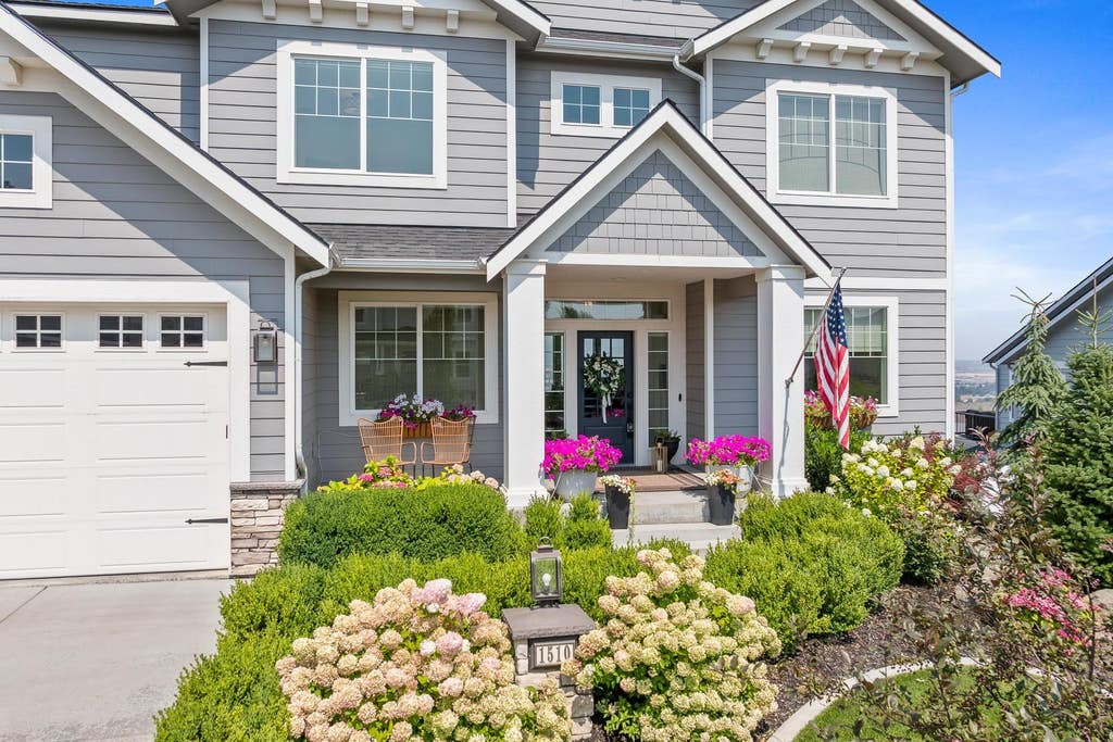 Photo of 1510 S Morningside Heights Dr, Greenacres, WA 99016 (MLS # 202622188)