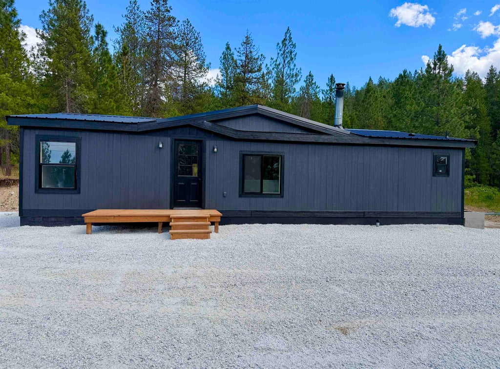 Photo of 3329 D HWY 231 Hwy, Valley, WA 99181 (MLS # 202619304)