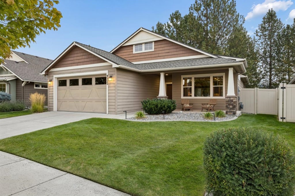 Photo of 9322 N Rosebury Ln, Spokane, WA 99208 (MLS # 202624514)