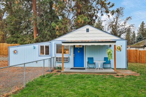 Single Family Residence in Spokane Valley WA 810 Walnut Rd.jpg