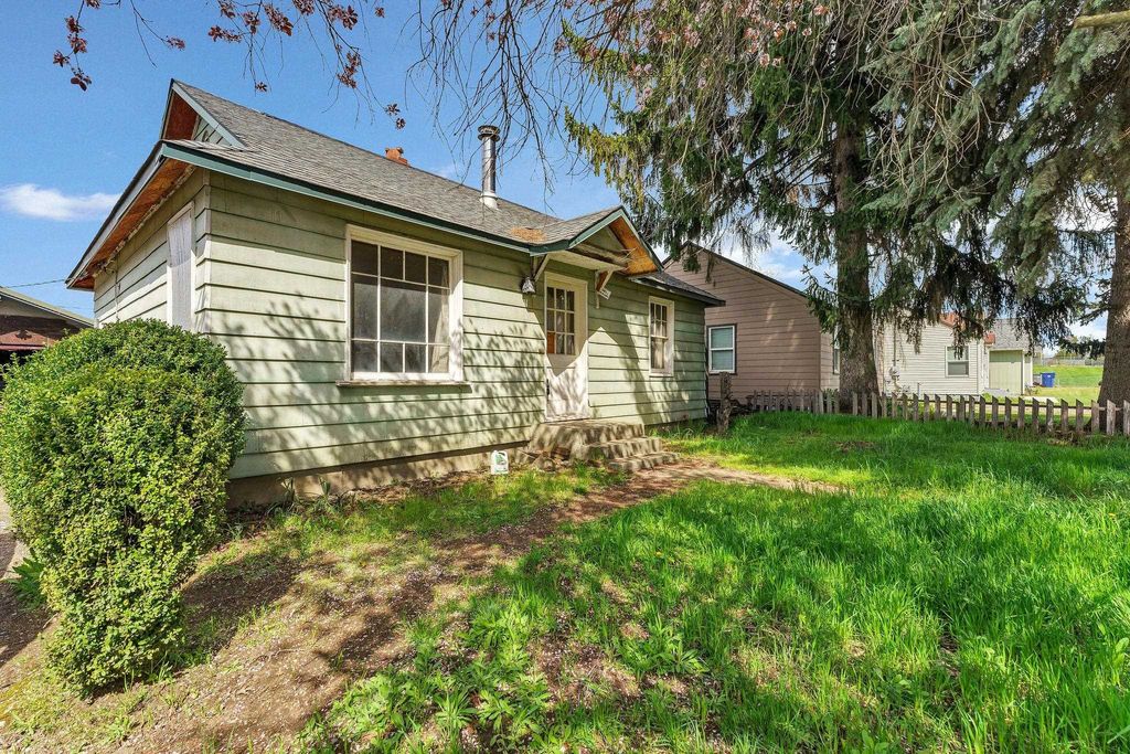 Photo of 15003 E Rich Ave, Spokane Valley, WA 99216 (MLS # 202616114)