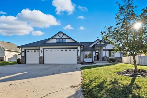 Photo of 9106 N Dusk Ct, Spokane, WA 99208 (MLS # 202525382)