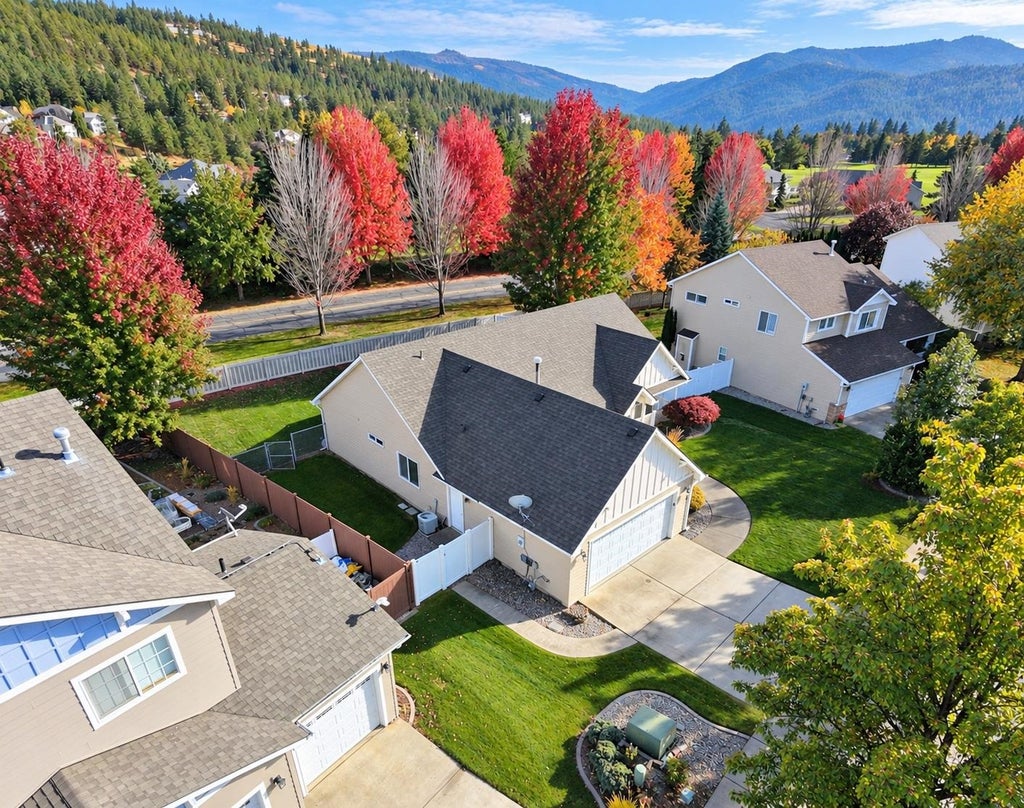 Photo of 24224 E Desmet Rd, Liberty Lake, WA 99019 (MLS # 202625768)