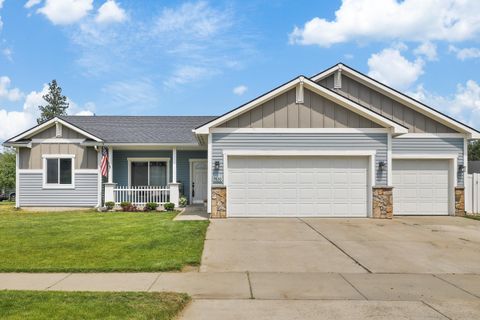 Photo of 8630 W Campus Dr, Spokane, WA 99224 (MLS # 202526108)