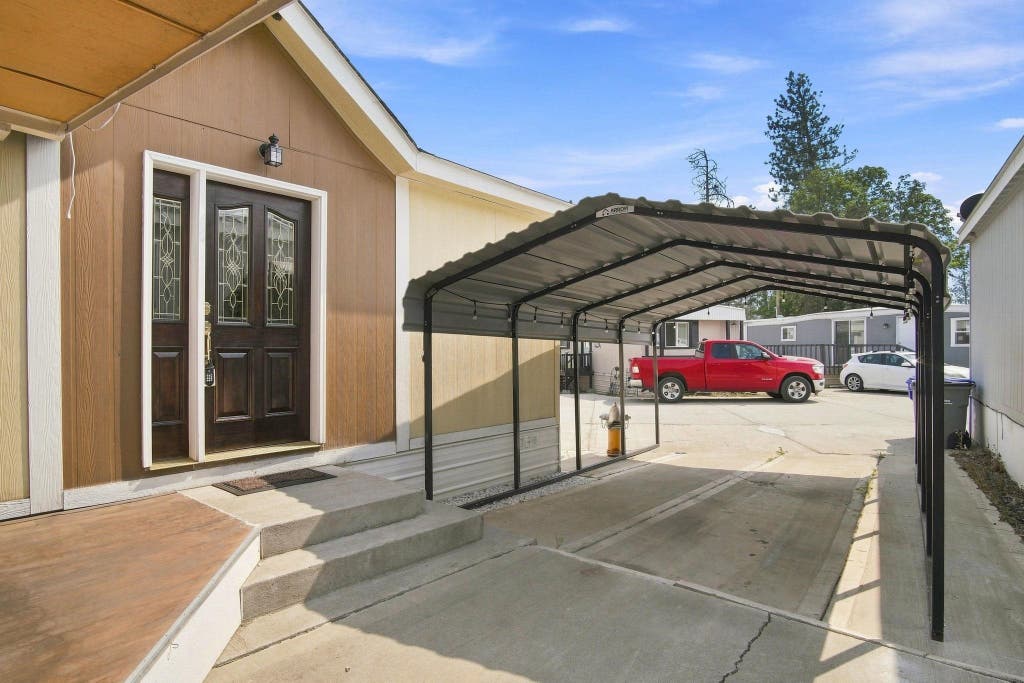 Photo of 4315 S Cheatham (#9A) Rd, Spokane, WA 99224 (MLS # 202622904)
