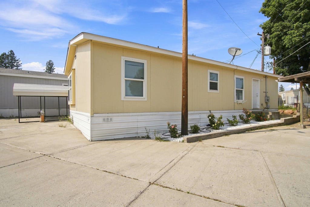 Photo of 4315 S Cheatham (#9A) Rd, Spokane, WA 99224 (MLS # 202622904)