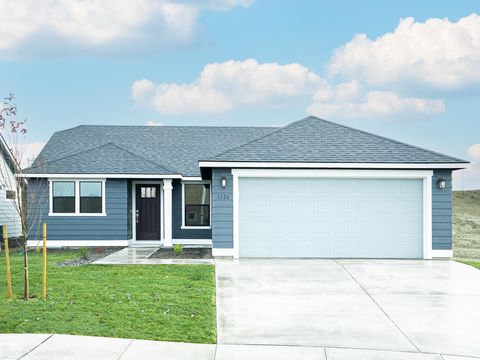 Photo of 2414 Annie Pl, Cheney, WA 99004 (MLS # 202619545)
