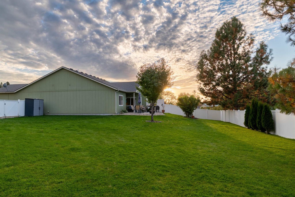 Photo of 1513 E First Ct, Deer Park, WA 99006 (MLS # 202624851)