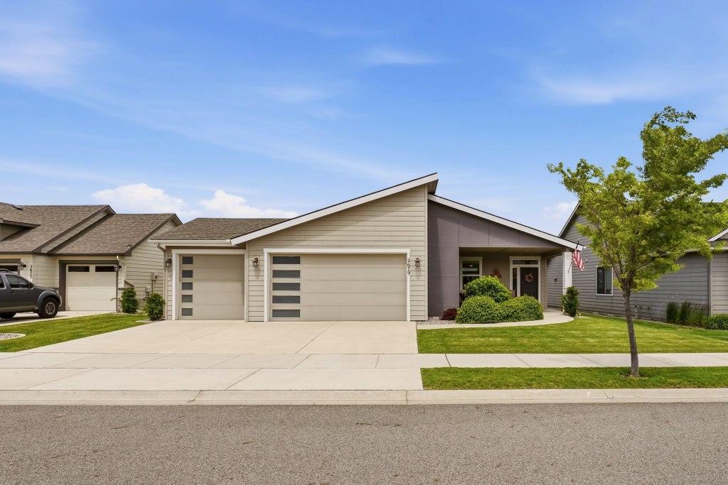 Photo of 2679 N Heton Ln, Liberty Lake, WA 99019 (MLS # 202619208)
