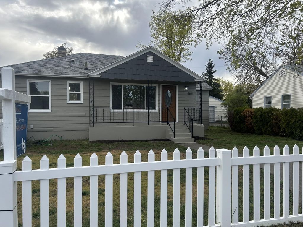 Photo of 5521 N C St, Spokane, WA 99205 (MLS # 202615783)