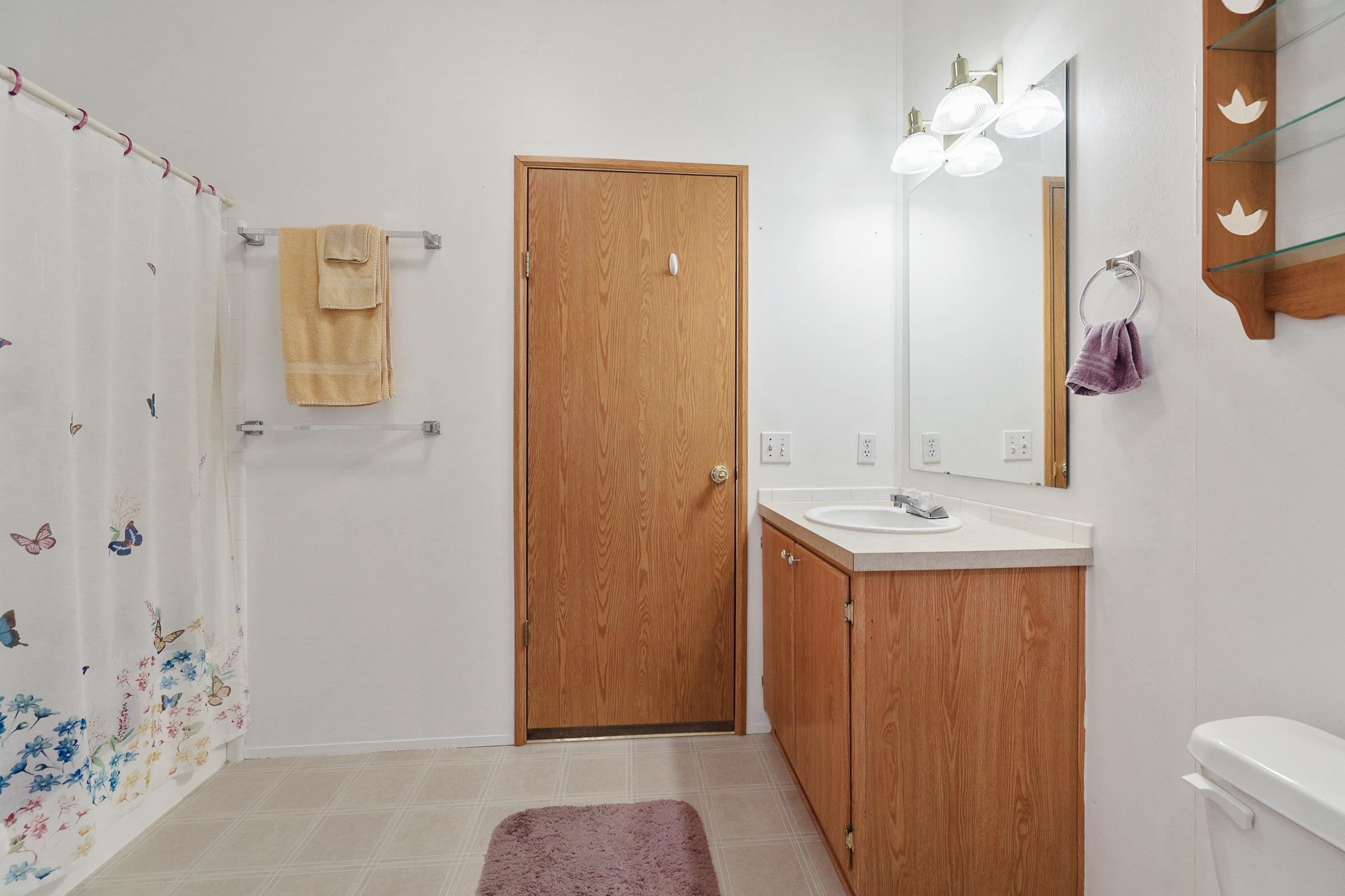Photo 10 of 20 of 3110 E Chattaroy #1 Rd mobile home