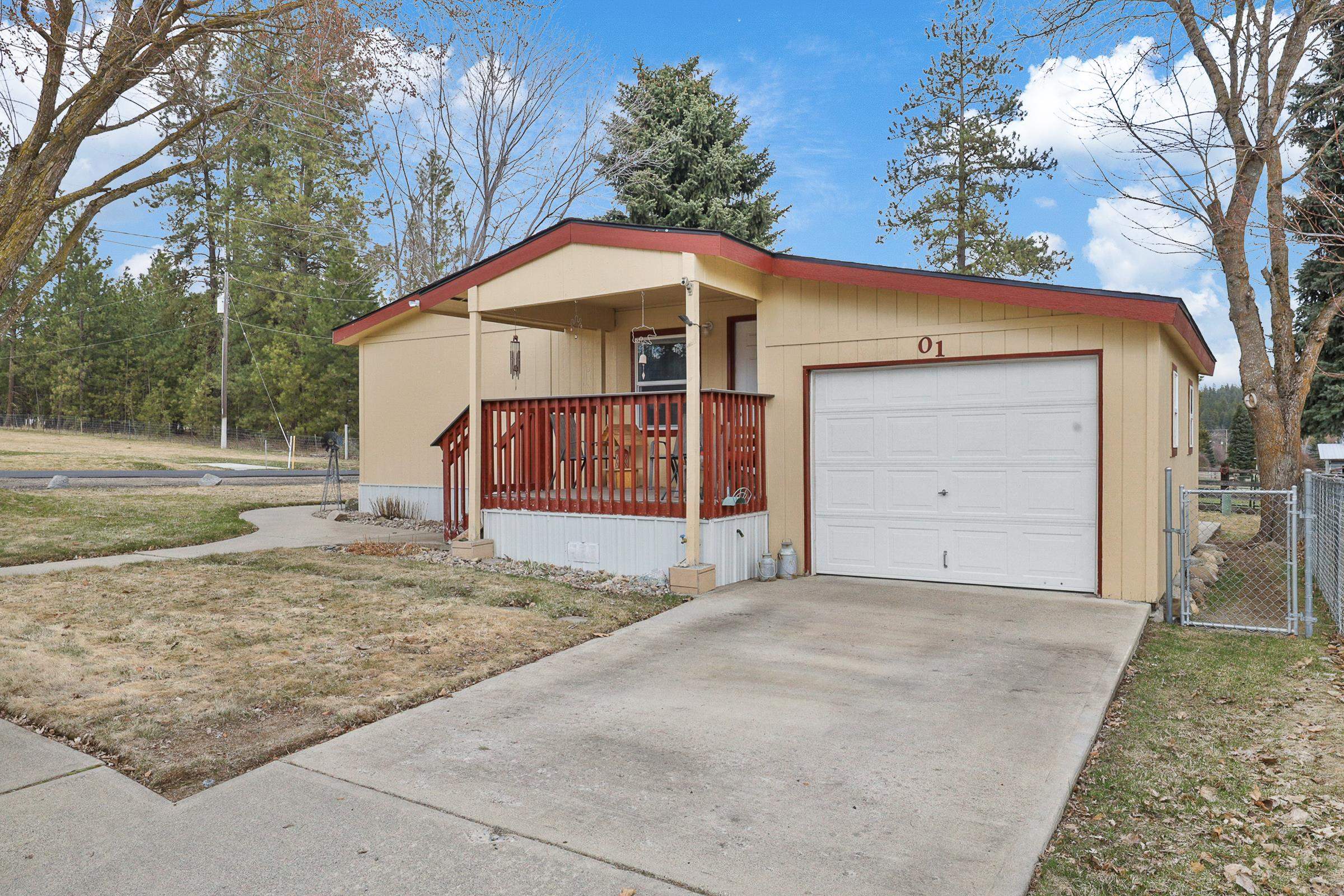 Photo 17 of 20 of 3110 E Chattaroy #1 Rd mobile home
