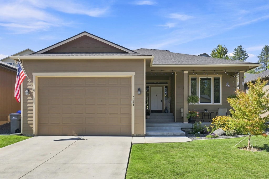 Photo of 3014 S CUSTER Ln, Spokane, WA 99223 (MLS # 202623662)