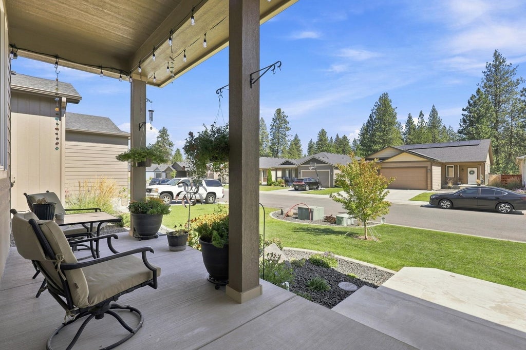 Photo of 3014 S CUSTER Ln, Spokane, WA 99223 (MLS # 202623662)