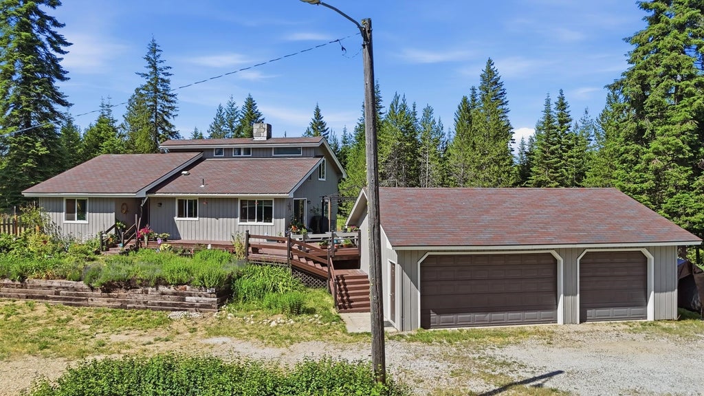 Photo of 851 Balcom Rd, Newport, WA 99156 (MLS # 202619905)
