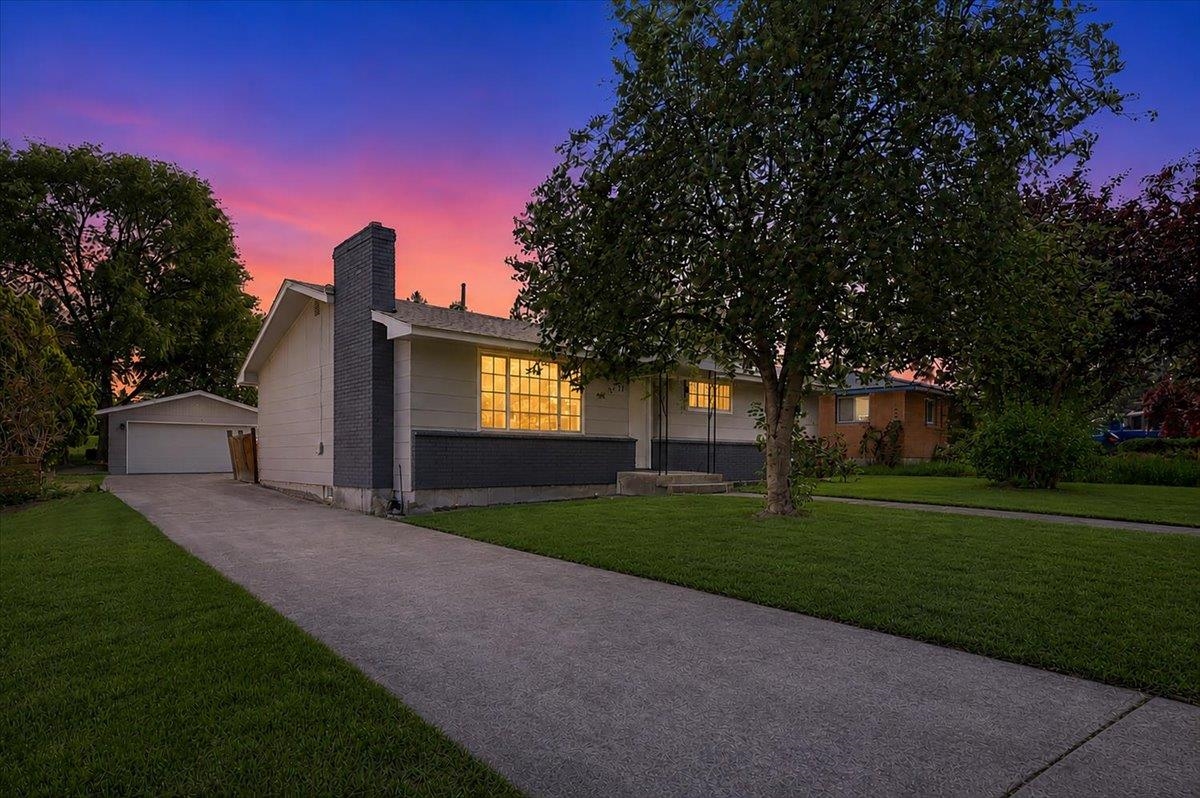 Photo 1 of 33 — 724 W Carolina Way, Spokane, WA 99208