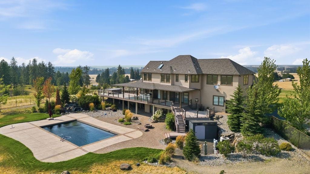 Photo of 15708 E Lincoln Rd, Spokane, WA 99217 (MLS # 202622208)
