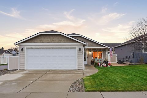 Photo of 17007 E Baldwin Ave, Spokane Valley, WA 99016 (MLS # 202527762)