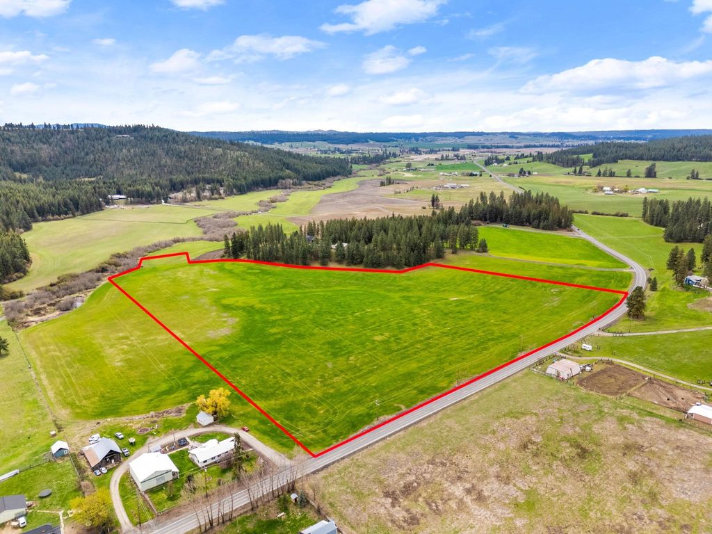 Photo of NKA E Mt Spokane Park Dr, Mead, WA 99021 (MLS # 202615833)