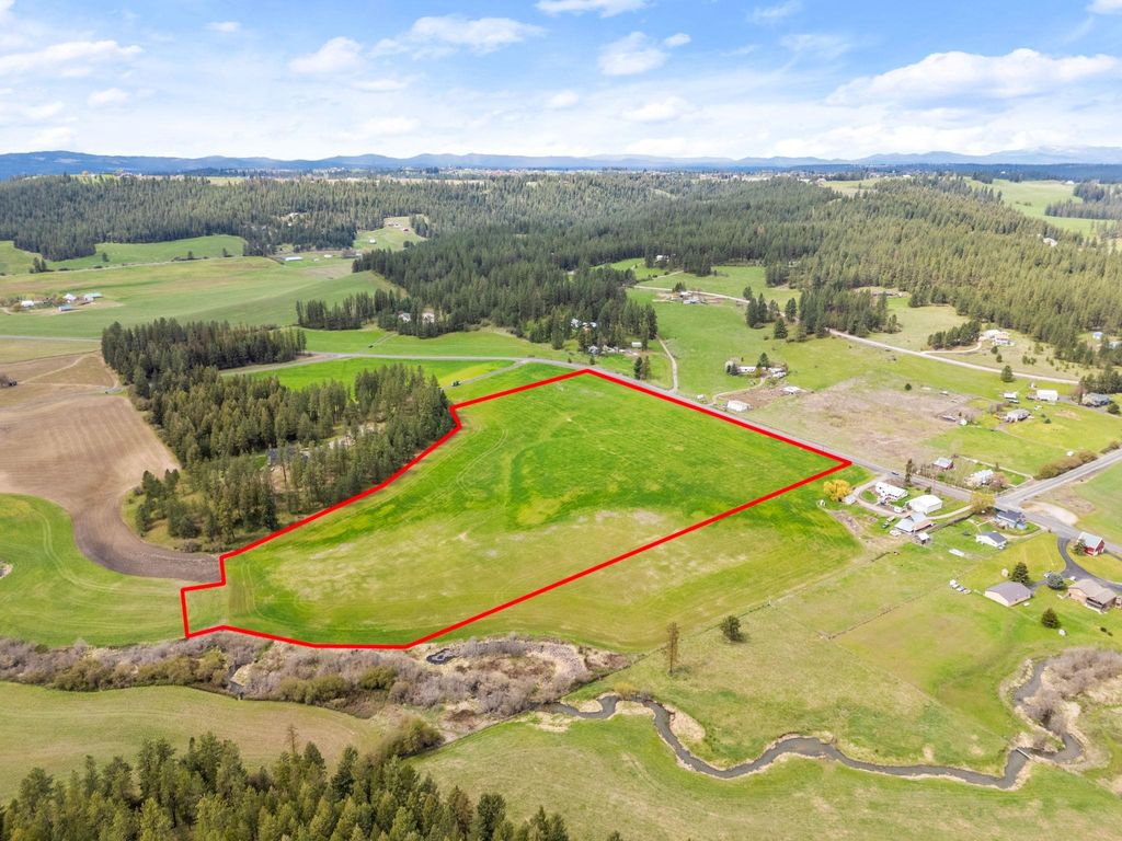 Photo of NKA E Mt Spokane Park Dr, Mead, WA 99021 (MLS # 202615833)
